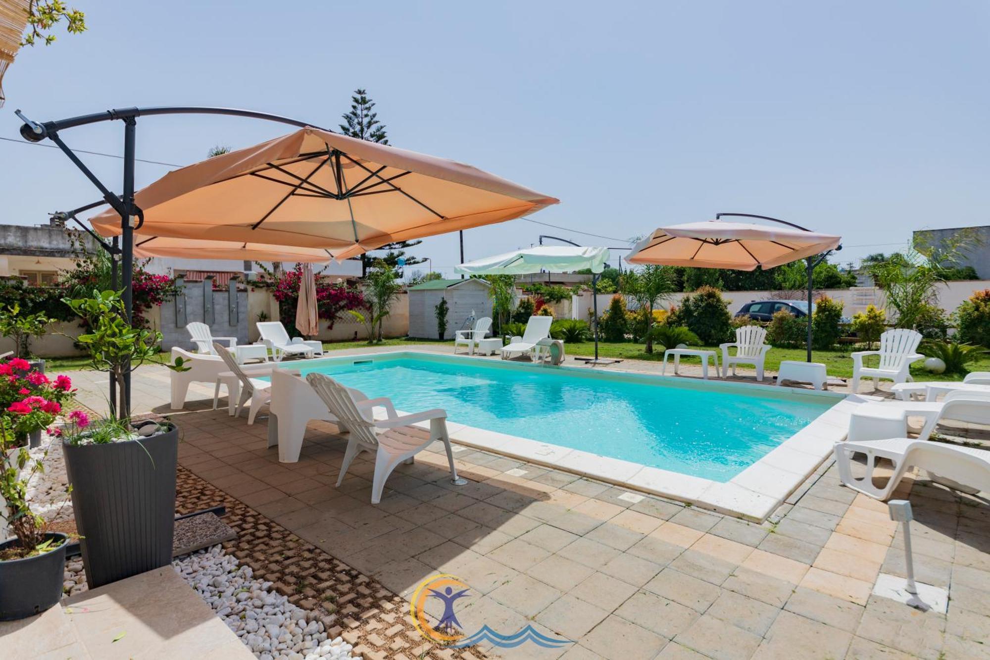 Villa Leonardo San Foca - Room, Pool & Restaurant Exteriör bild
