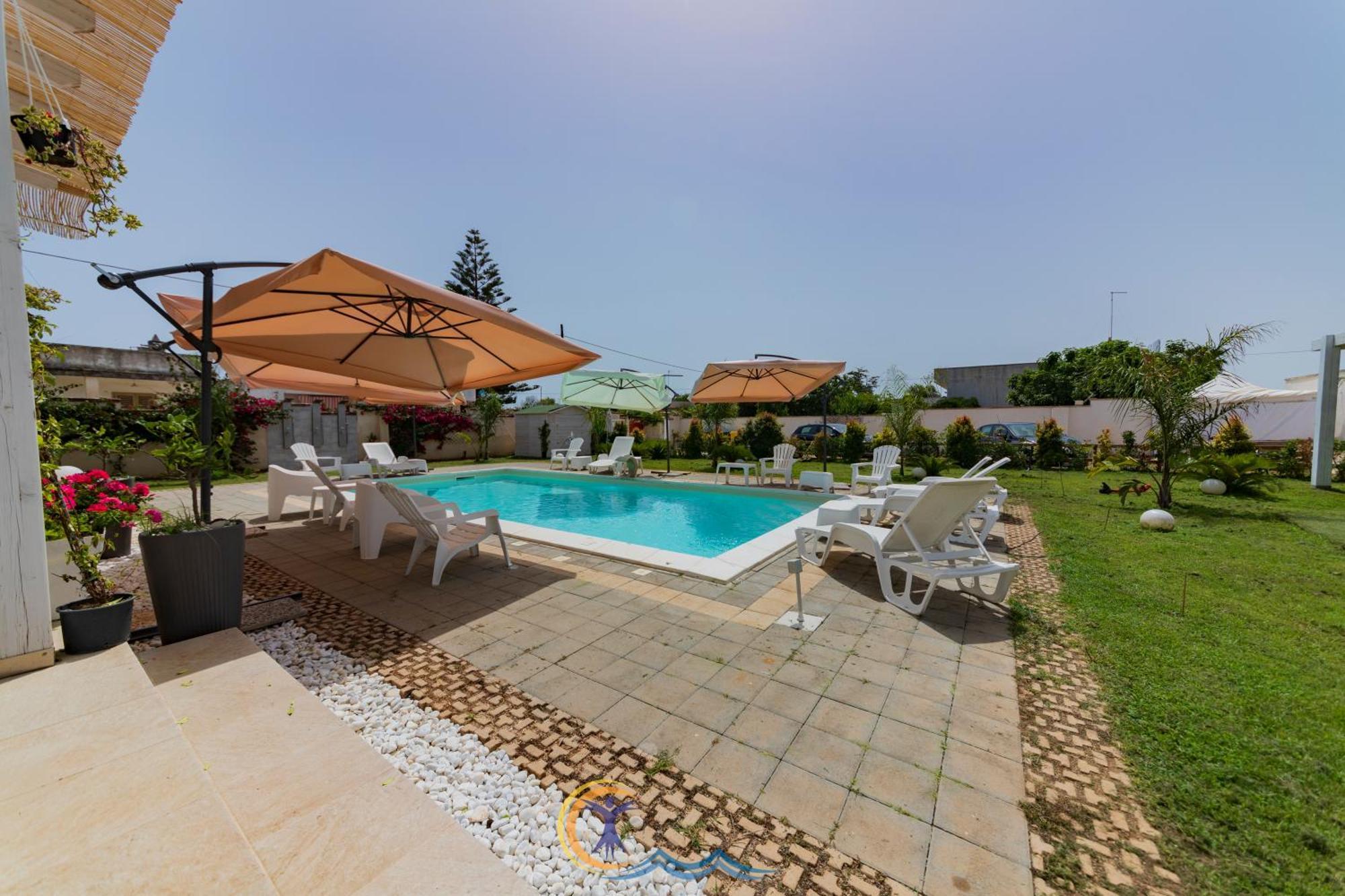 Villa Leonardo San Foca - Room, Pool & Restaurant Exteriör bild